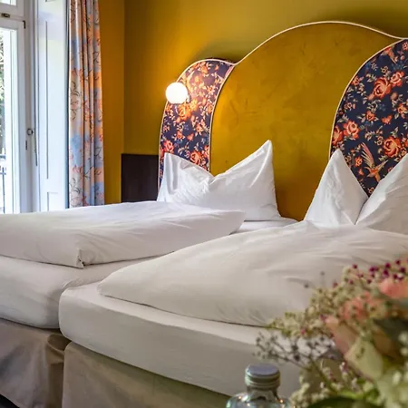 Hotel Royal 3*