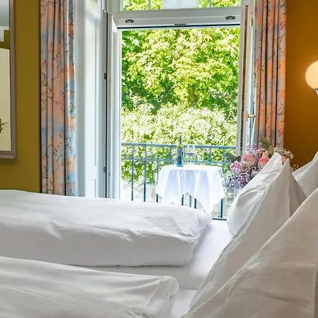 Hotel Royal 3*