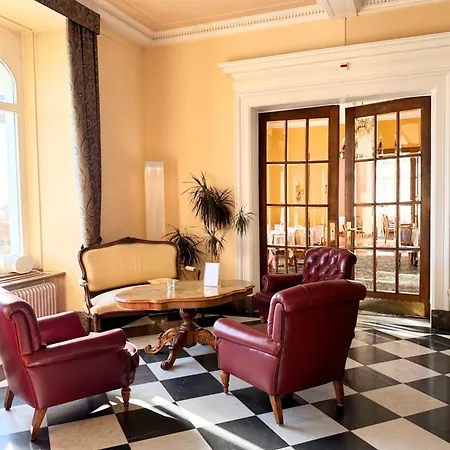 Ξενοδοχείο Royal 3*