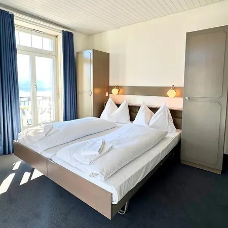 Royal Hotel 3*